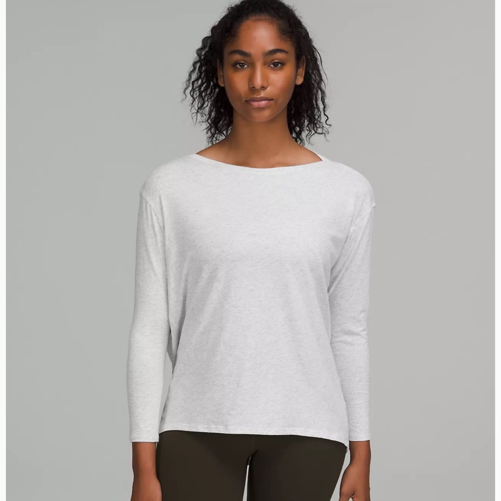 Lululemon back in action long sleeve